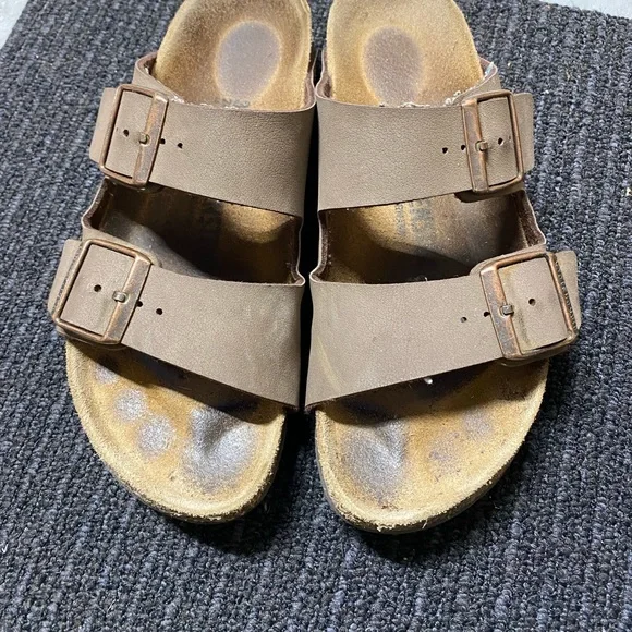 Lightly Used Arizona Birkenstocks Size 12 Birkenstock Arizona Sandals Slides Dark Brown Black US Men main image 3